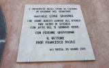 La targa in ricordo del senatore marchese Luigi Gravina